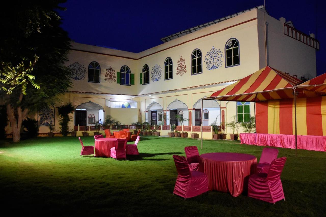 Aanand Mahal By Tuma Hotels Amer Exterior foto